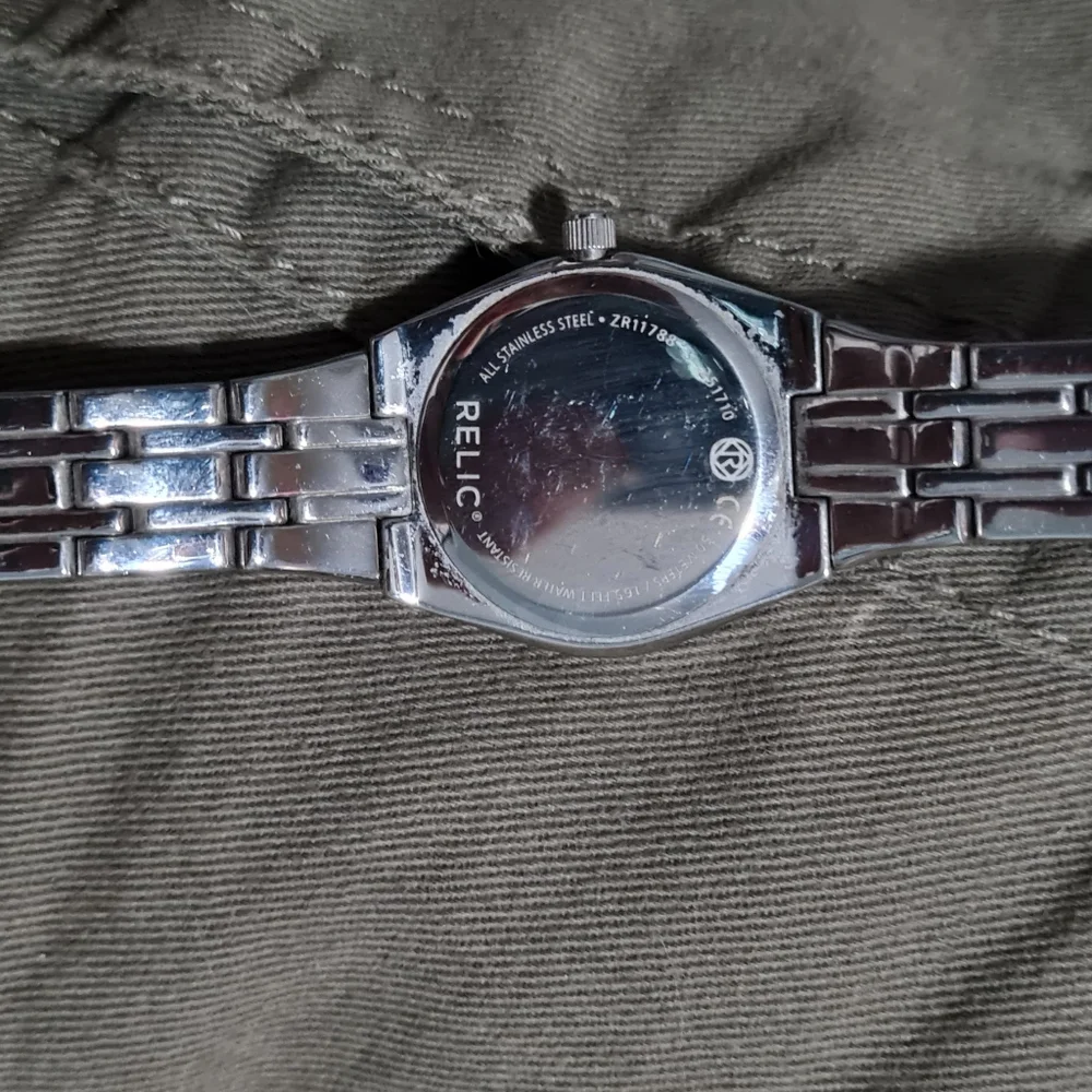 Relic watch - Picture 2 of 2